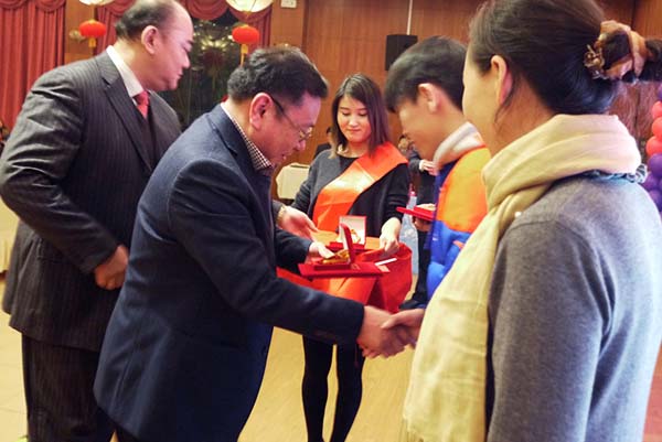 中國(guó)最早專(zhuān)業(yè)生產(chǎn)膠囊制劑企業(yè)|鹽酸二甲雙胍片